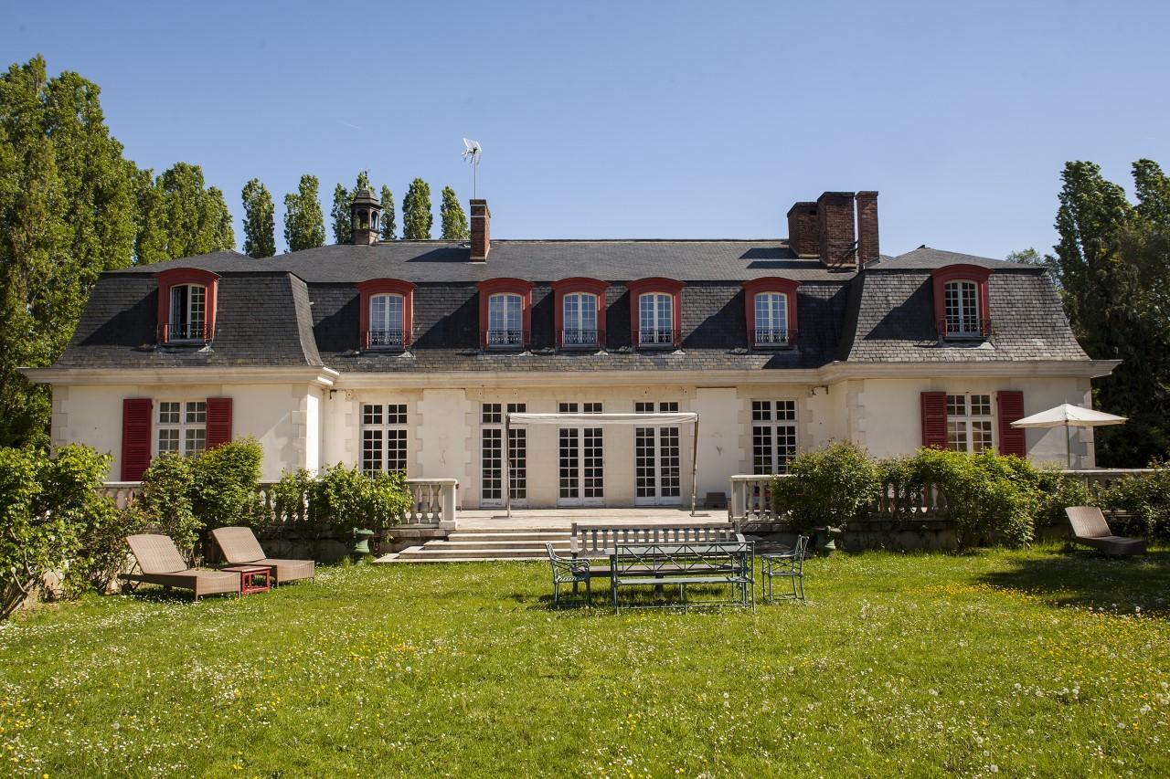 Le Domaine De Barbizon Hotel Saint-Martin-en-Bière Buitenkant foto